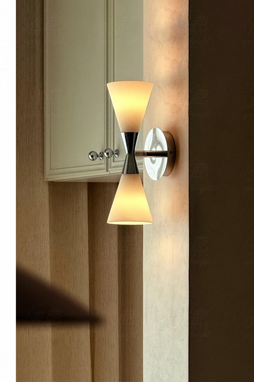 
Double-Ended Frosted Glass Wall Sconce